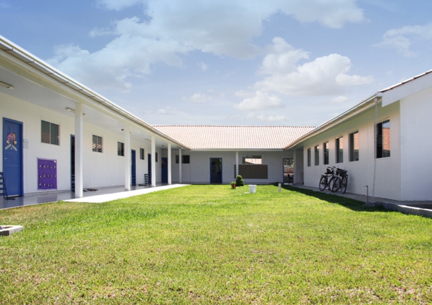 École et jardin d'enfants à Barra Velha, Brésil