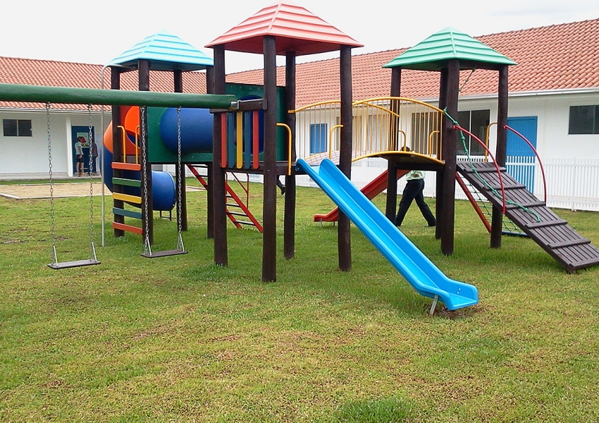 Schule und Kindergarten in Barra Velha, Brasilien