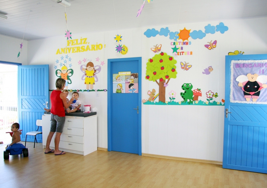 École et jardin d'enfants à Barra Velha, Brésil